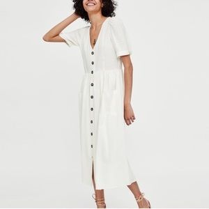 White linen button up midi dress with pockets 🤍